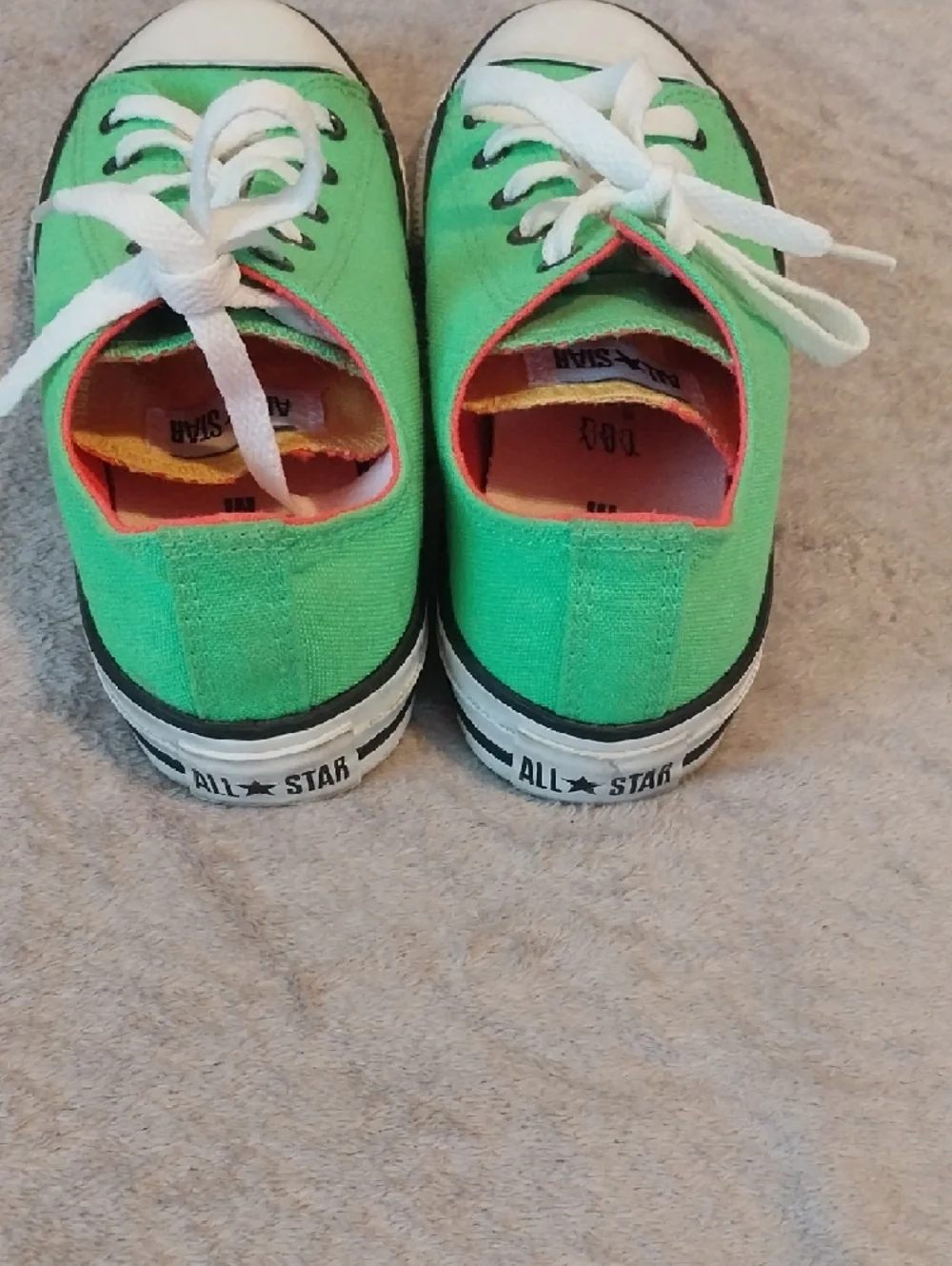 Converse Kids Low-Top Green Canvas Sneakers with Pink Trim